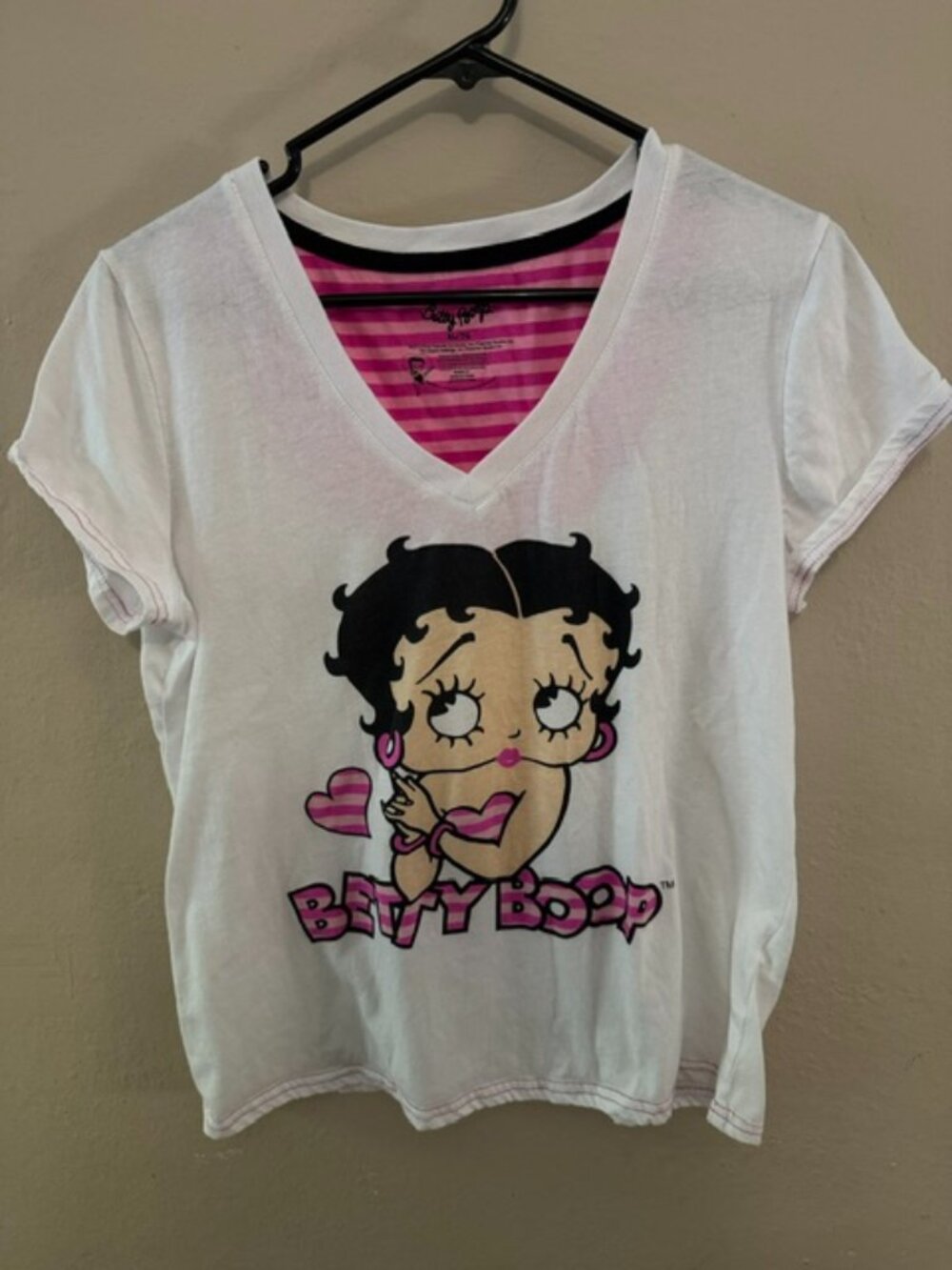 Betty Boop V-neck t-shirt